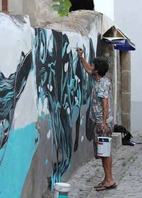 Португальський художник презентує мурал у Києві