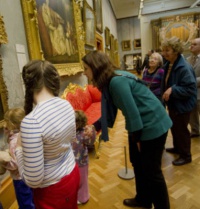 Відвідувачі британських музеїв шукатимуть фейки